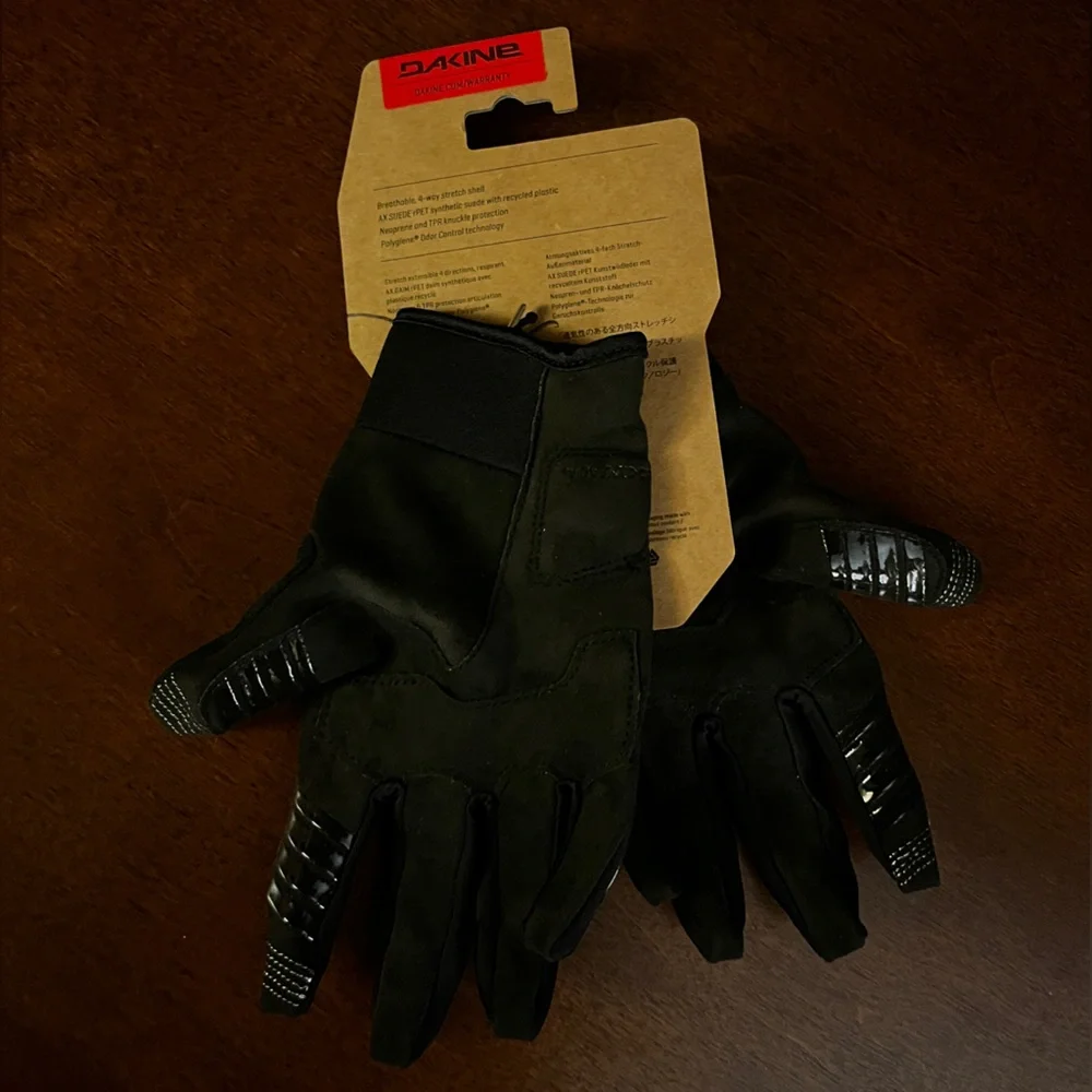 NWT Dakine Women’s Cross-X Mountain Bike Gloves in Desert Sage size Medium / 7